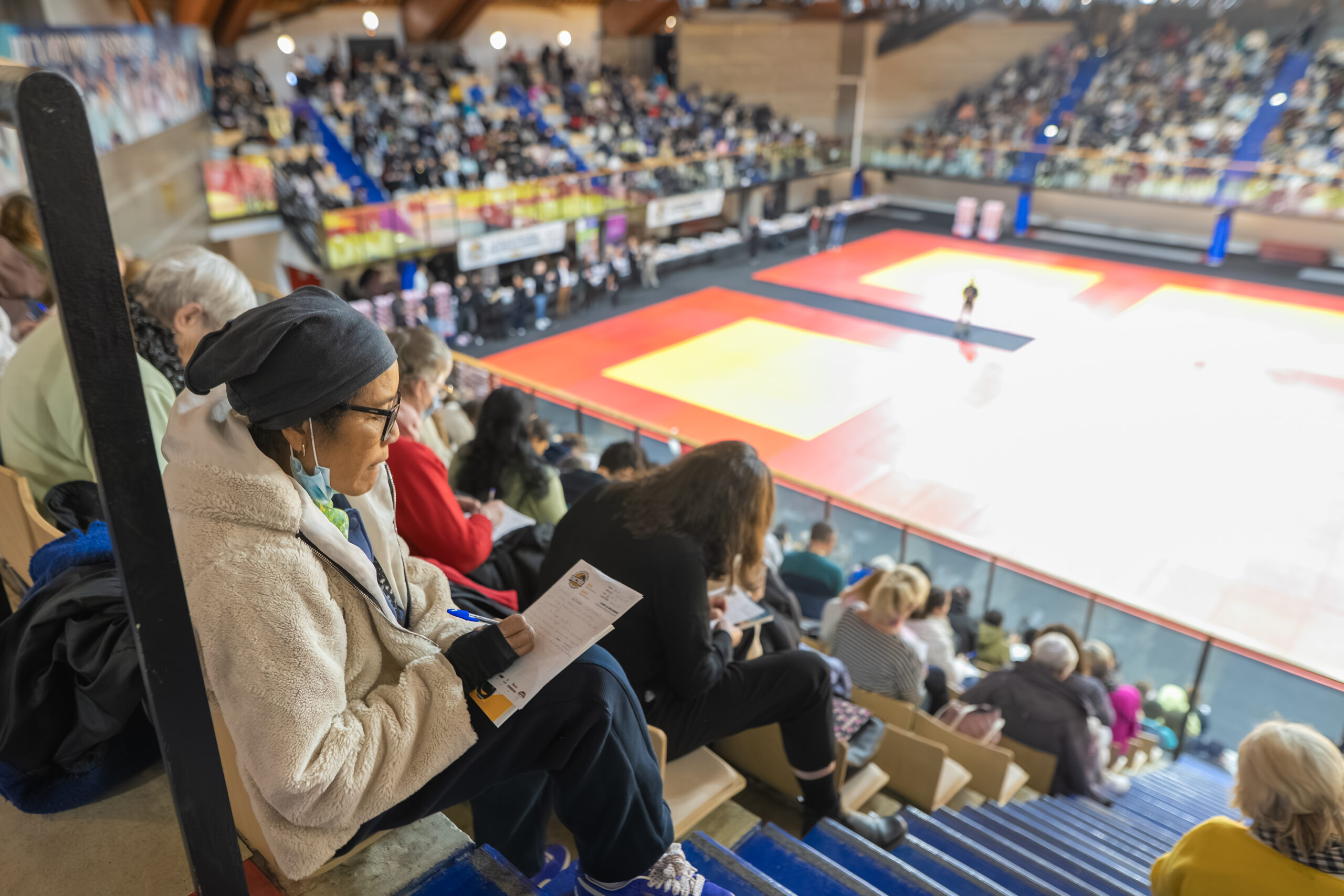 2 000 personnes ont participé à la plus grande dictée du monde au Dojo de Paris